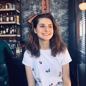 Meet your Posher, Anna